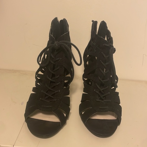 A.n.a strappy black heels size 8 - Picture 2 of 4
